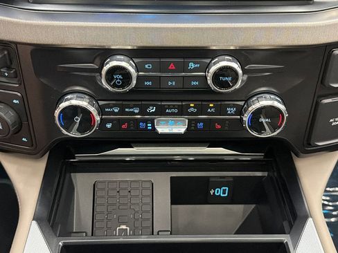 Used 2026 Ford F450 Platinum w/ Platinum Plus Package image 25