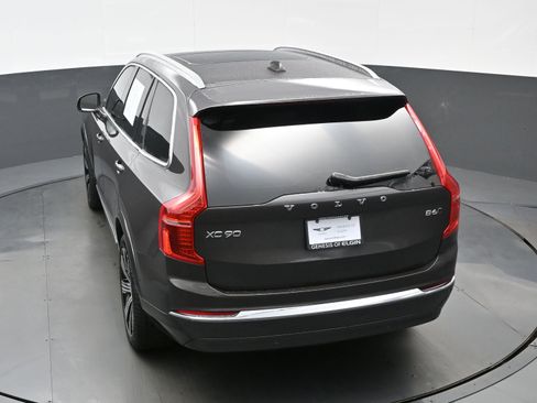 Used 2025 Volvo XC90 B6 Ultra w/ Protection Package image 37