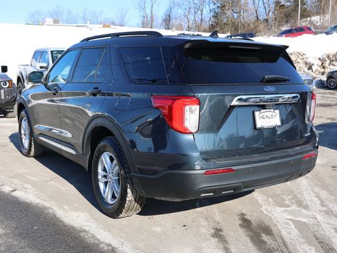 Certified 2023 Ford Explorer XLT image 5