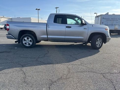 Used 2014 Toyota Tundra SR5 image 7