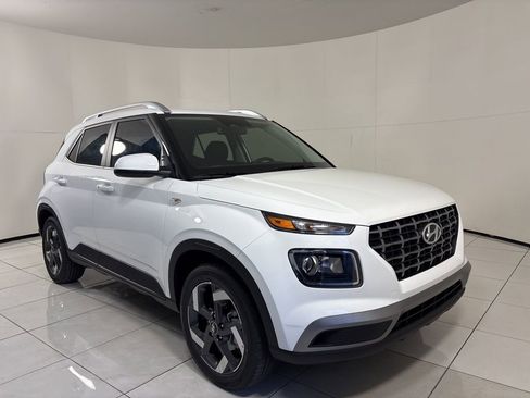 New 2026 Hyundai Venue SEL image 7