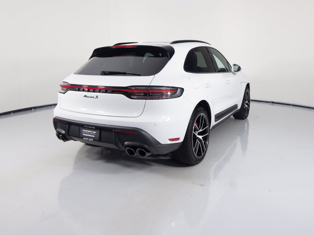 Certified 2026 Porsche Macan S AWD/4WD image 10