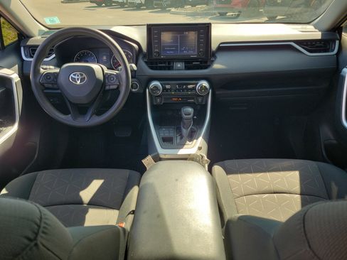 Used 2020 Toyota RAV4 XLE w/ All Weather Liner Package image 15