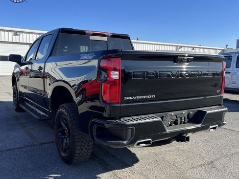 Used 2024 Chevrolet Silverado 1500 LT Trail Boss w/ Convenience Package II image 4