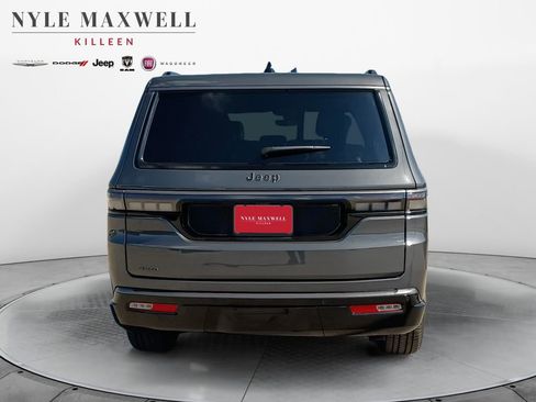 New 2026 Jeep Grand Wagoneer L Limited AWD/4WD image 15