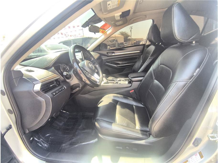 Used 2022 Nissan Altima 2.5 SL FWD image 9