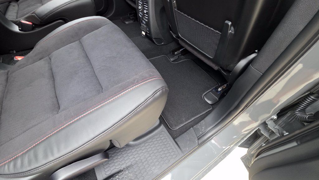 New 2027 Dodge Durango R/T w/ Blacktop Redline Package AWD/4WD image 14