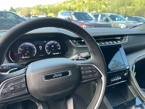 New 2026 Jeep Grand Cherokee Laredo X AWD/4WD image 5