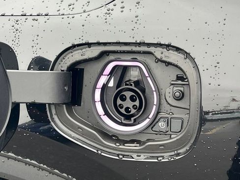 New 2026 Ford Escape SE FWD image 10