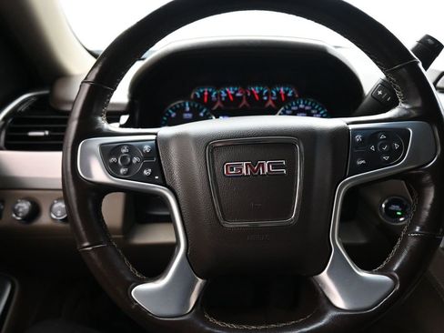 Used 2019 GMC Yukon SLT image 13