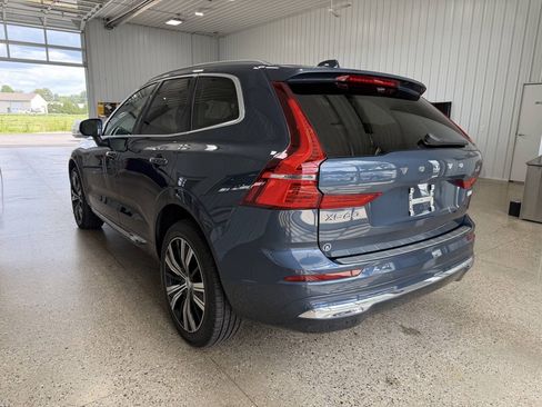 Used 2023 Volvo XC60 B5 Plus w/ Climate Package AWD/4WD image 4