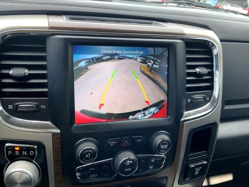 Used 2017 RAM 1500 Laramie image 25