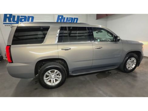 Used 2017 Chevrolet Tahoe LT RWD image 9