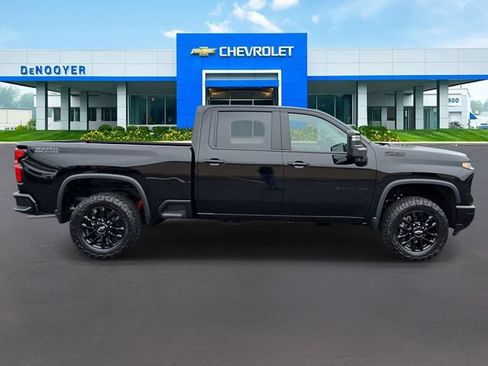 New 2026 Chevrolet Silverado 2500 LT w/ Trail Boss Package AWD/4WD image 7