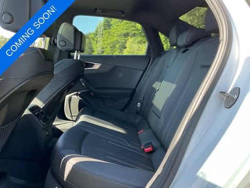 Used 2020 Audi A4 2.0T Premium w/ Convenience Package AWD/4WD image 5