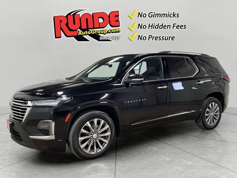 Used 2023 Chevrolet Traverse Premier AWD/4WD image 1
