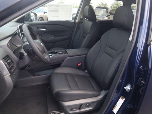 New 2026 Nissan Rogue Dark Armor AWD/4WD image 25