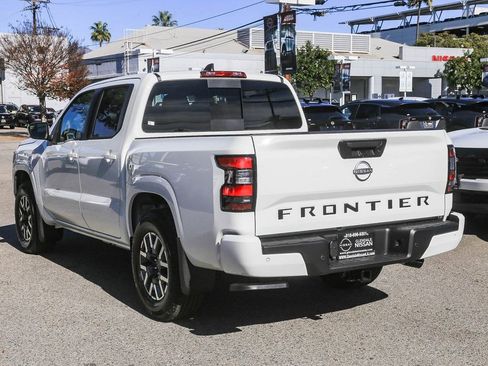 New 2026 Nissan Frontier SV w/ Tow Package RWD image 6