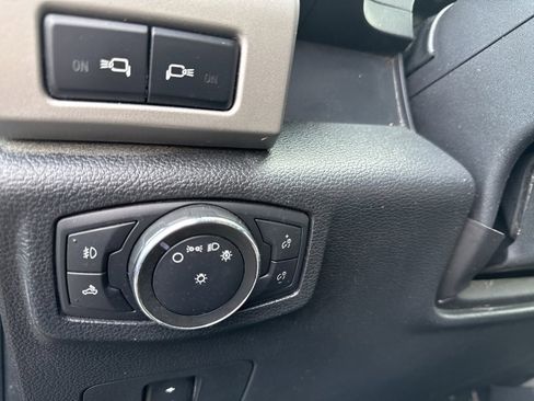 Used 2021 Ford F250 Lariat w/ Chrome Package image 20