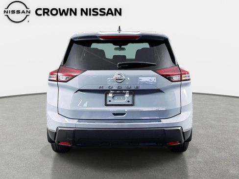 New 2026 Nissan Rogue SV FWD image 6