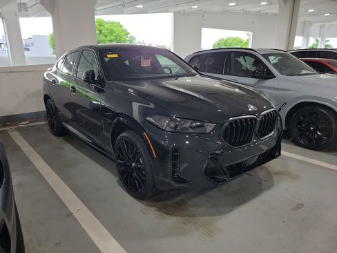 Used 2026 BMW X6 xDrive40i w/ Executive Package AWD/4WD image 2