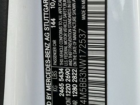 Used 2022 Mercedes-Benz GLB 35 AMG 4MATIC image 31