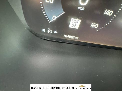 Used 2019 Volvo XC60 T6 R-Design AWD/4WD image 16