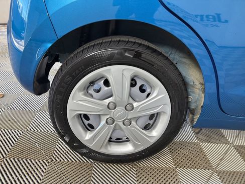 Used 2020 Chevrolet Spark LS image 29