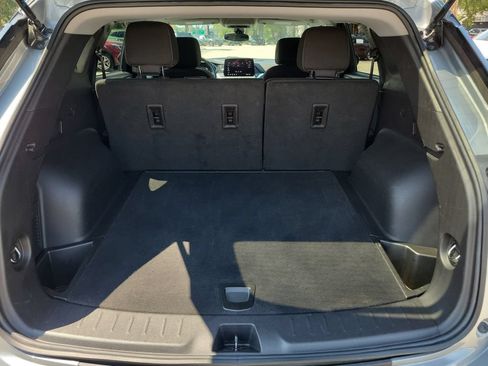 Used 2025 Chevrolet Blazer LT FWD image 16