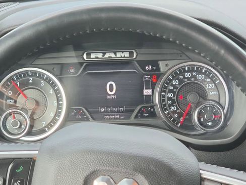 Used 2022 RAM 1500 Big Horn AWD/4WD image 11