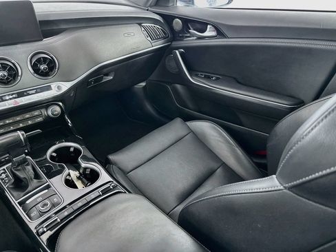 Used 2022 Kia Stinger GT-Line w/ Sun & Sound Package AWD/4WD image 32