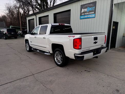 Used 2016 Chevrolet Silverado 1500 High Country w/ High Country Premium Package image 3