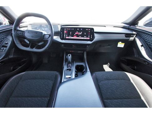 Used 2025 Dodge Charger Daytona R/T w/ Quick Order Package 25M R/T AWD/4WD image 10