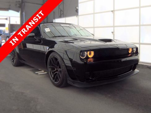 Used 2019 Dodge Challenger R/T Scat Pack w/ Widebody Package RWD image 5
