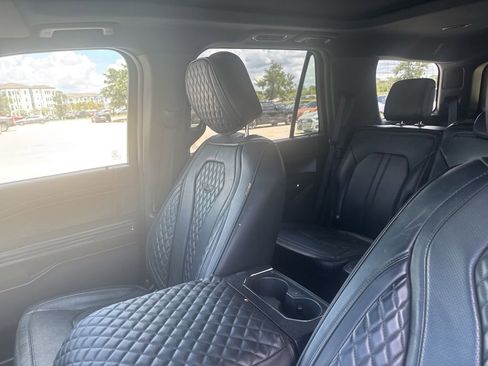 Used 2019 Ford Expedition Limited AWD/4WD image 13
