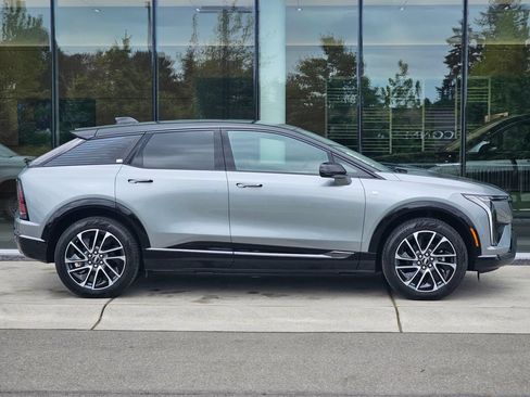 New 2026 Cadillac Optiq Sport 1 AWD/4WD image 6