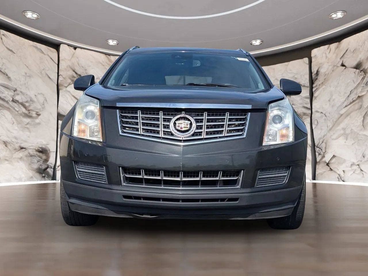 Used 2015 Cadillac SRX Luxury w/ Driver Awareness Package FWD image 20