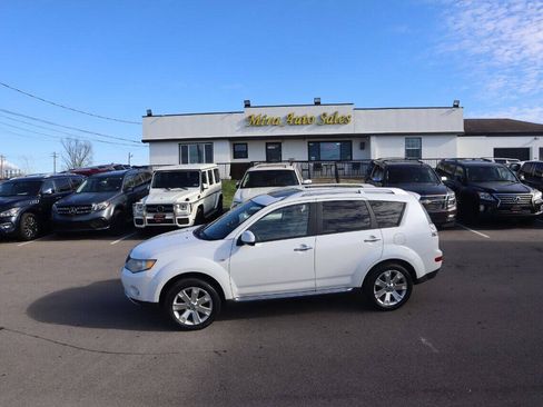 Used 2008 Mitsubishi Outlander SE FWD image 3