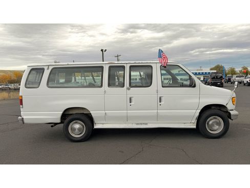 Used 1994 Ford E-350 and Econoline 350 Club Wagon image 9