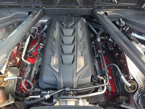 Used 2024 Chevrolet Corvette Stingray Coupe w/ Z51 Performance Package image 12