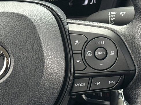 Used 2026 Toyota Corolla LE image 20