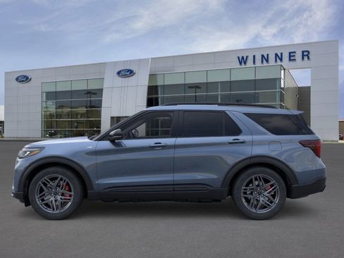 New 2026 Ford Explorer ST-Line w/ ST-Line Street Pack image 3
