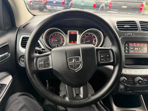Used 2017 Dodge Journey SXT AWD/4WD image 25