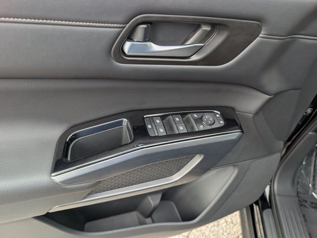 Certified 2024 Nissan Pathfinder SL AWD/4WD image 21