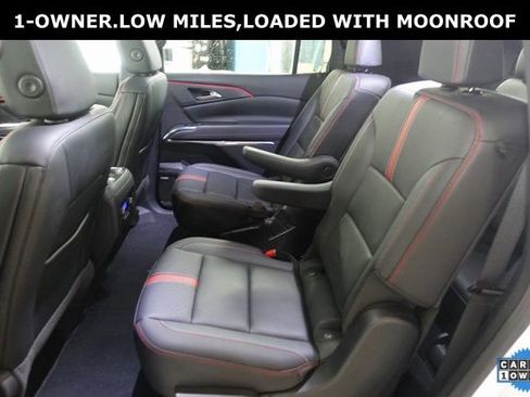 Used 2024 Chevrolet Traverse RS image 20