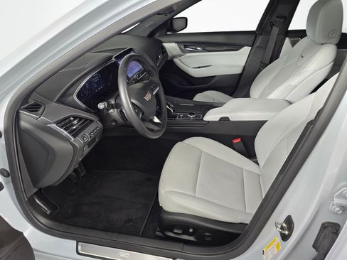 Used 2022 Cadillac CT5 Premium Luxury AWD/4WD image 31