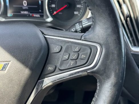 Used 2017 Chevrolet Malibu LT w/ Driver Confidence Package image 12