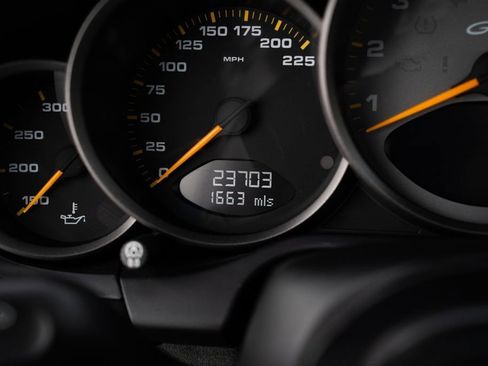 Used 2010 Porsche 911 GT3 RS image 15