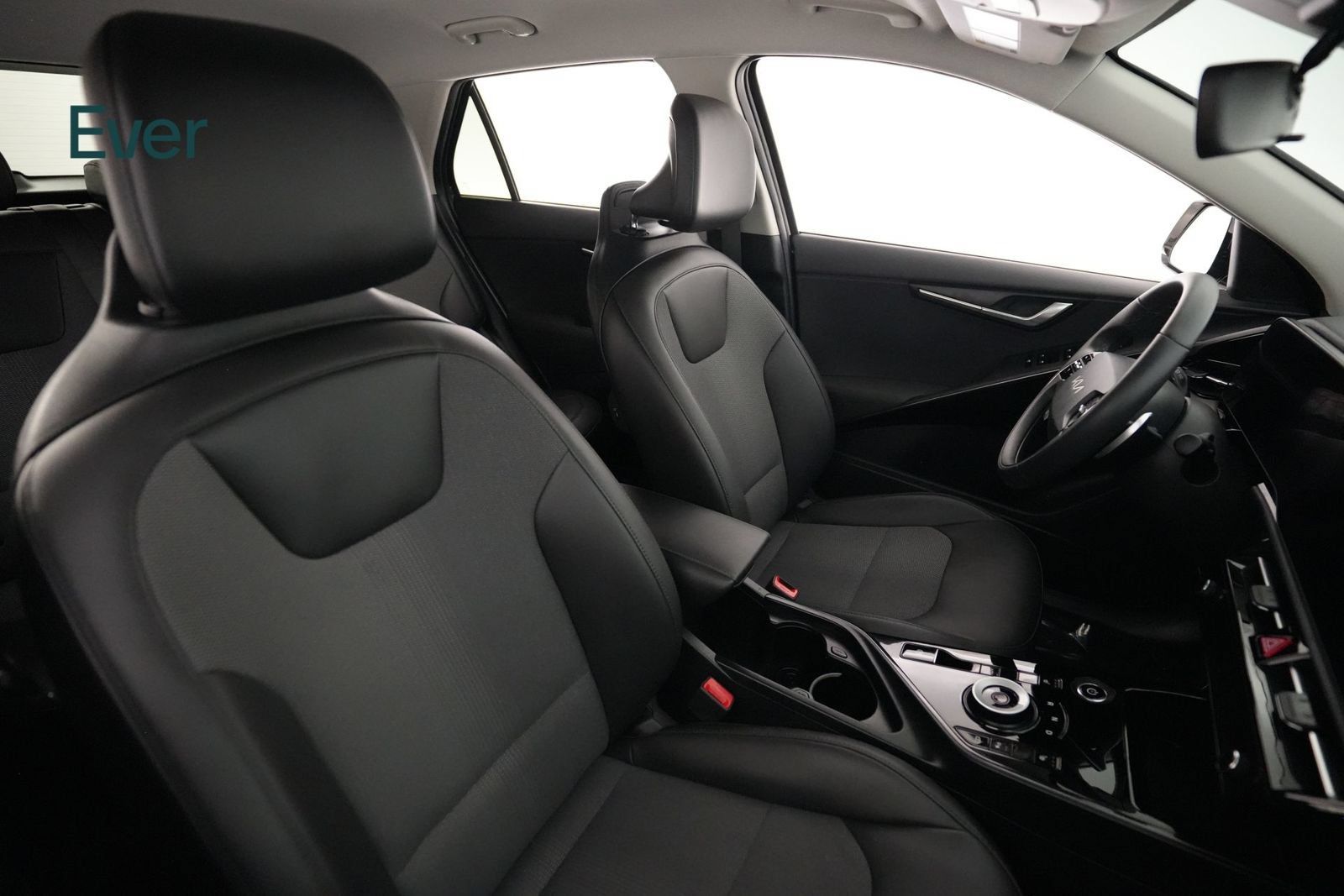Used 2025 Kia Niro Wind FWD image 23