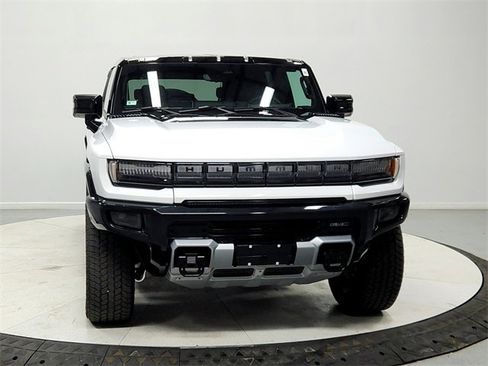 New 2026 GMC Hummer EV SUV image 2